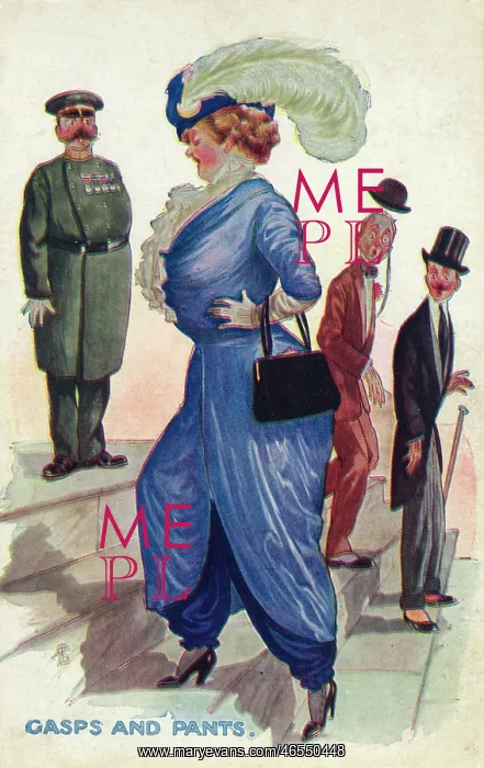 : Lady in Harem pants draws amazed reactions : Lady in Harem pants draws amazed reactions