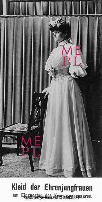 : Lady of honour, 1905 : Lady of honour, 1905