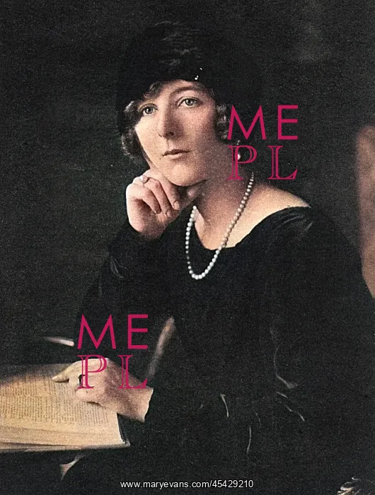 : Lady Idina Wallace : Lady Idina Wallace