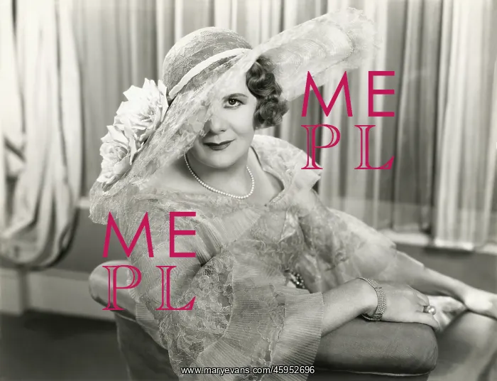 : Lady of leisure - : Lady of leisure -
