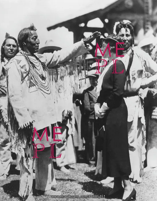 : LADY MANDER & INDIANS : LADY MANDER & INDIANS