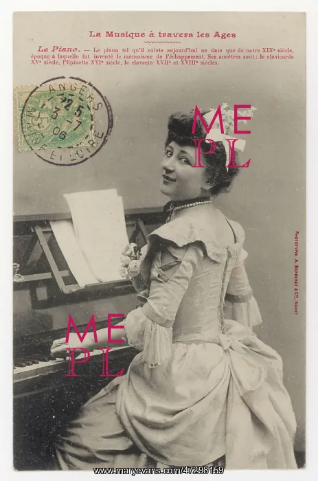  : Lady Pianist Postcard