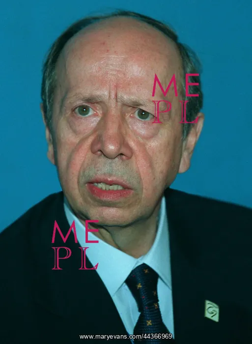  : Lamberto Dini