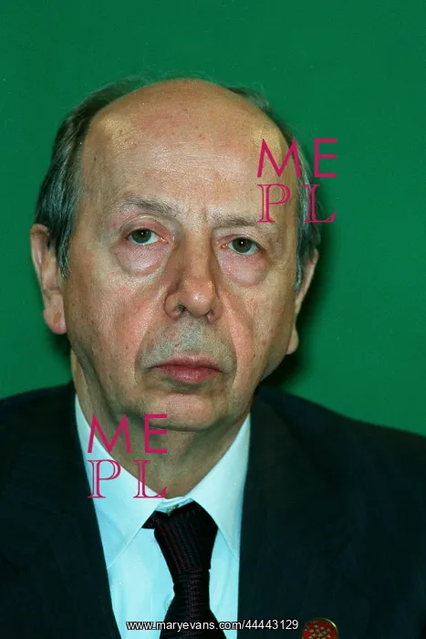  : Lamberto Dini