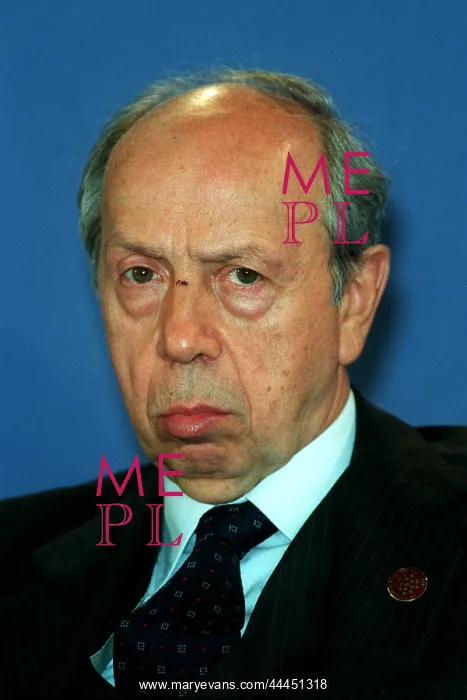 : Lamberto Dini
