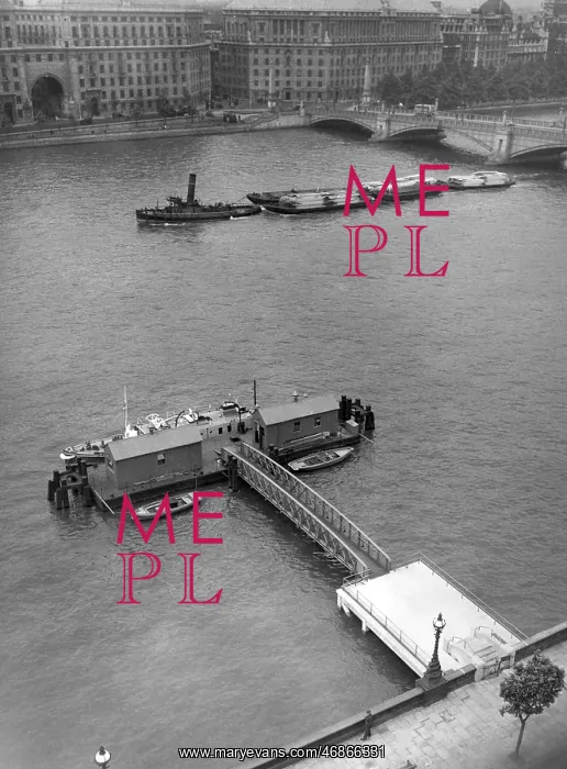  : Lambeth Fireboat Station