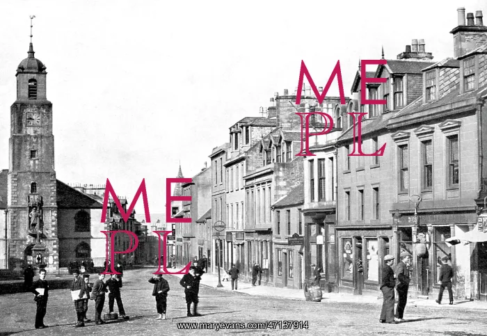  : Lanark High Street early 1900s