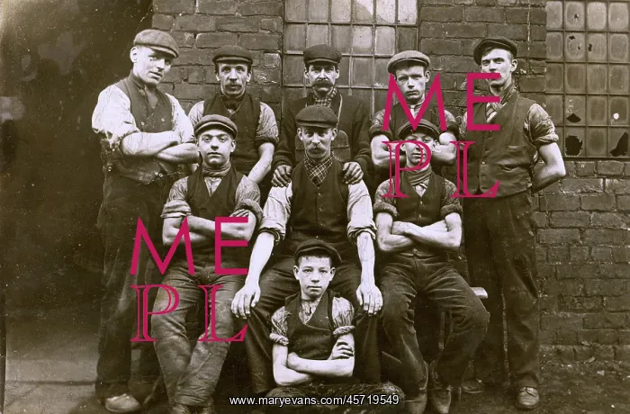 : Lancashire engineering factory workers : Lancashire engineering factory workers