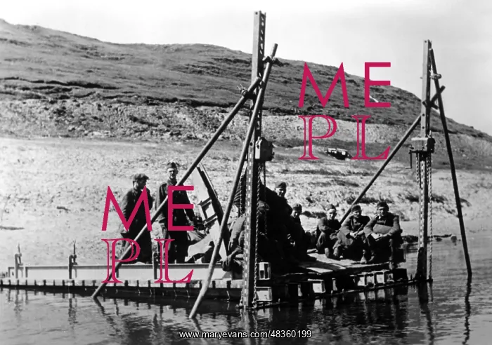 : Landing stage on the Lovat, 1942 : Landing stage on the Lovat, 1942