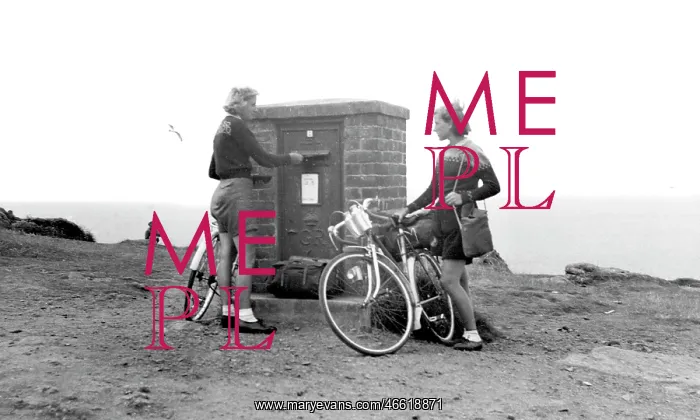  : Land's End, the most southerly post box in England c1955