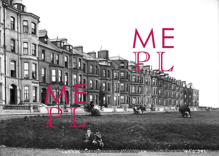 : Lansdowne Crescent, Portrush : Lansdowne Crescent, Portrush