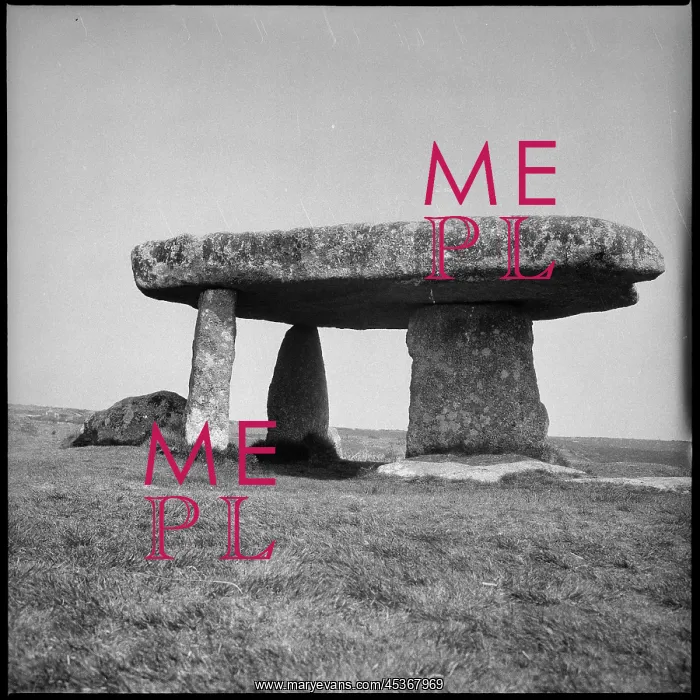 : Lanyon Quoit, a Neolithic dolmen : Lanyon Quoit, a Neolithic dolmen