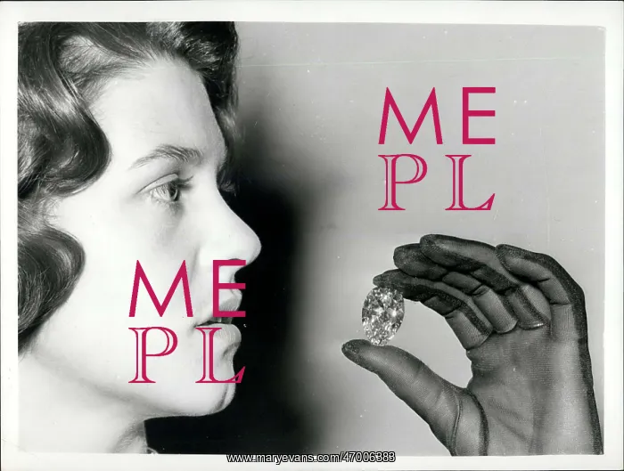 : Large diamond to be sold at auction : Large diamond to be sold at auction