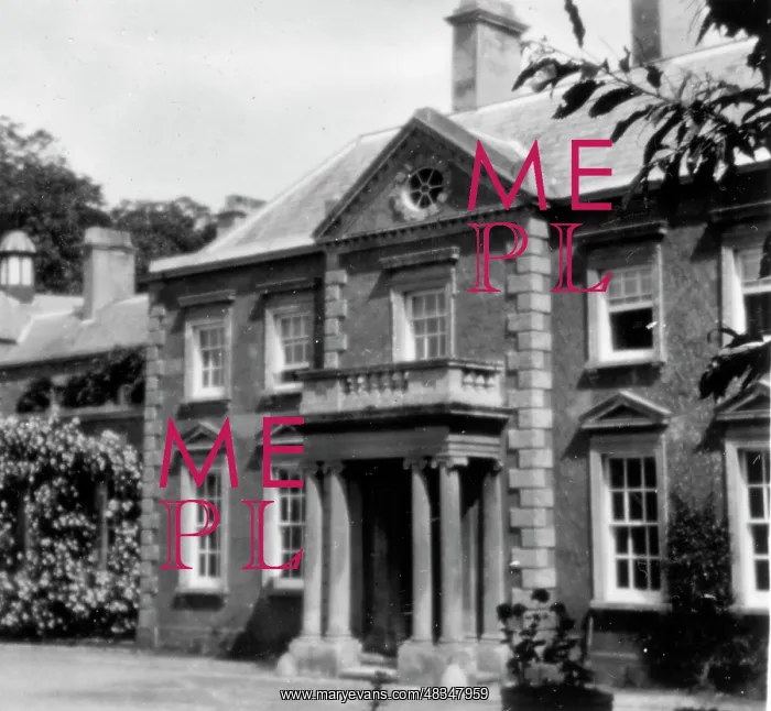 : Large house at Bishops Lydeard, Somerset : Large house at Bishops Lydeard, Somerset