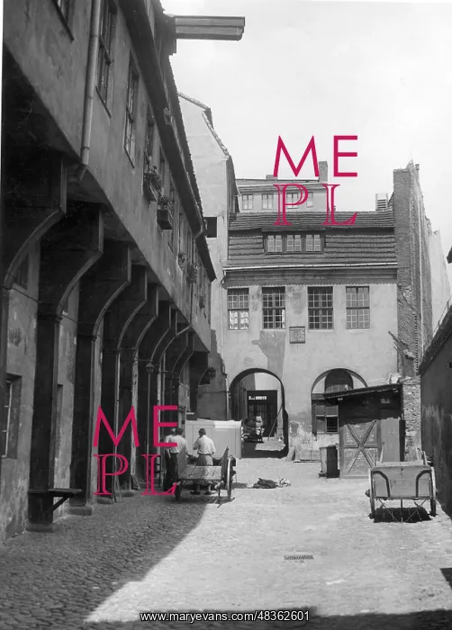 : Large Krogelhof in Berlin, 1934 : Large Krogelhof in Berlin, 1934