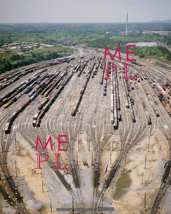 : Large Railroad Train Marshaling or Classification : Large Railroad Train Marshaling or Classification
