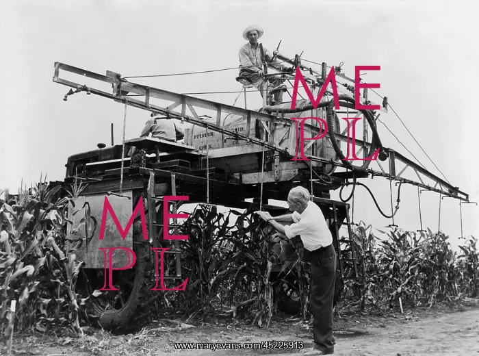 : Large-scale spraying of Syndeet, an insecticide ? : Large-scale spraying of Syndeet, an insecticide ?