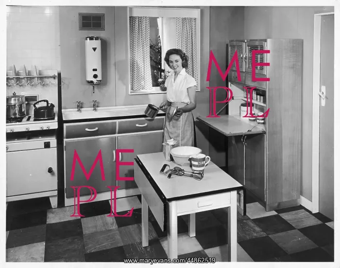: LATEST 1950S KITCHEN : LATEST 1950S KITCHEN