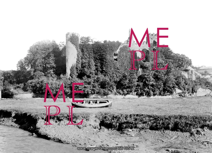  : Laugharne, the Castle c1965