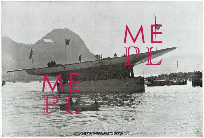 : Launch of Shamrock II 1901 : Launch of Shamrock II 1901