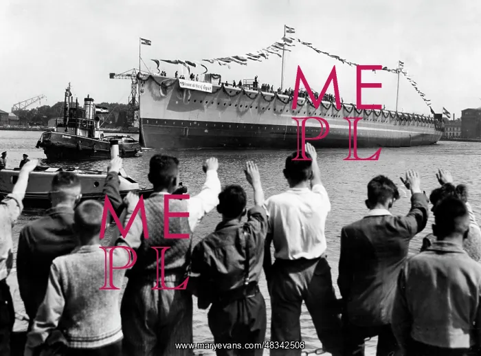 : Launching of the Admiral Graf Spee, 1934 : Launching of the Admiral Graf Spee, 1934