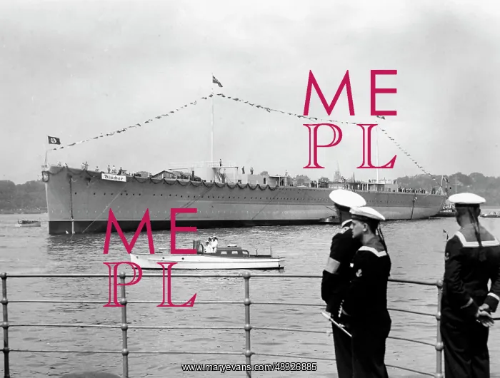 : Launching of the heavy cruiser Blucher, 1937 : Launching of the heavy cruiser Blucher, 1937
