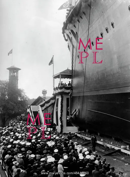 : Launching of the heavy cruiser Blucher, 1937 : Launching of the heavy cruiser Blucher, 1937