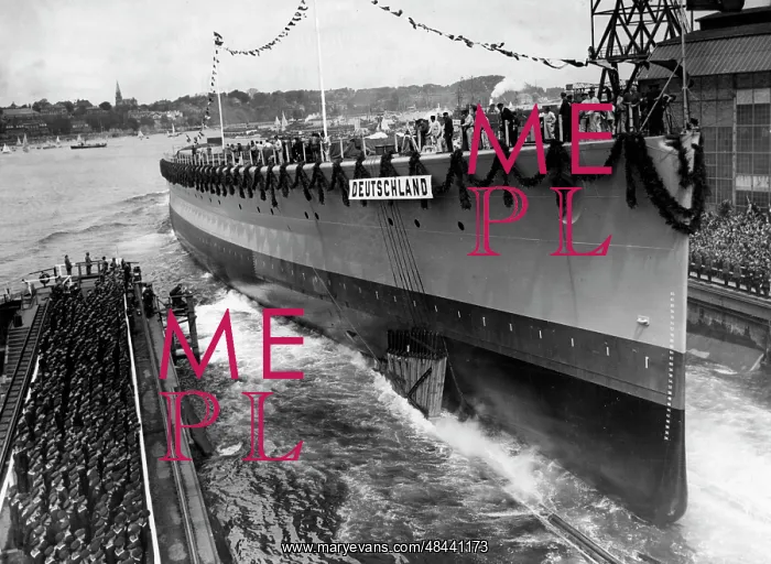 : Launching of Panzerschiff Deutschland, 1931 : Launching of Panzerschiff Deutschland, 1931