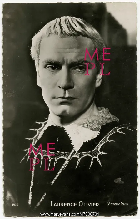 : LAURENCE OLIVIER / HAMLET : LAURENCE OLIVIER / HAMLET