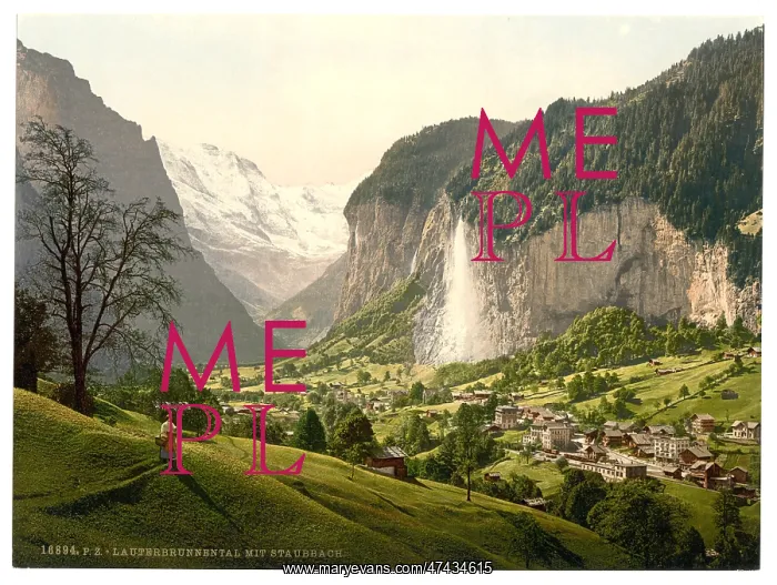 : Lauterbrunnen Valley with Staubbach, Bernese Oberland, Switz : Lauterbrunnen Valley with Staubbach, Bernese Oberland, Switz