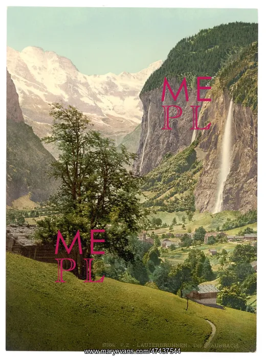 : Lauterbrunnen Valley with Staubbach Waterfall, Bernese Oberl : Lauterbrunnen Valley with Staubbach Waterfall, Bernese Oberl