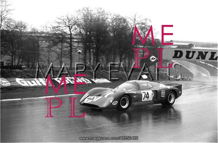 : Lawson's Chevron Ford, Brands Hatch, England : Lawson's Chevron Ford, Brands Hatch, England