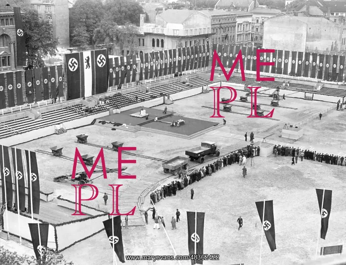 : Laying of the foundation stone on the Runden Platz in Berlin : Laying of the foundation stone on the Runden Platz in Berlin