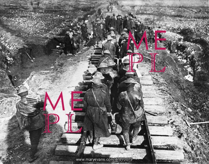 : Laying railway line 1917 : Laying railway line 1917