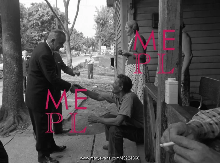 : LBJ's War on Poverty. President Lyndon Johnson : LBJ's War on Poverty. President Lyndon Johnson