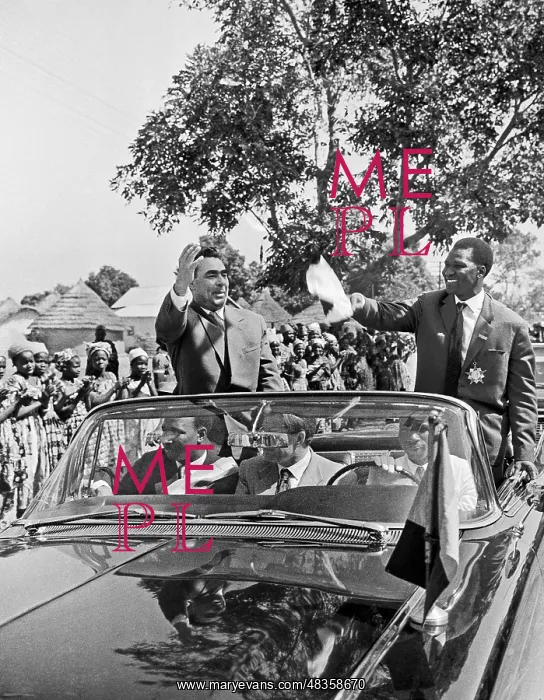: L.Brezhnev's visit to Guinea : L.Brezhnev's visit to Guinea