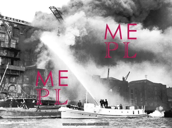 : LCC-LFB fireboat Massey Shaw in action : LCC-LFB fireboat Massey Shaw in action