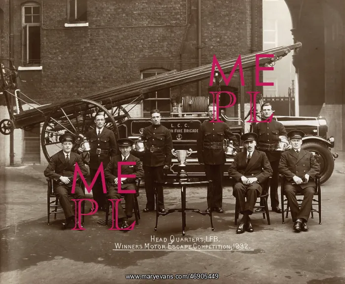 : LCC-LFB Motor Escape Competition winners 1932 : LCC-LFB Motor Escape Competition winners 1932
