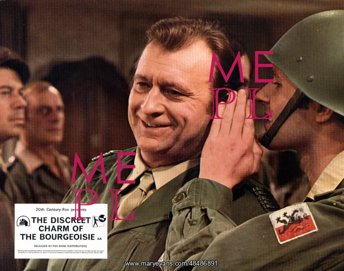 : Le Charme Discret De La Bourgeoisie : Le Charme Discret De La Bourgeoisie