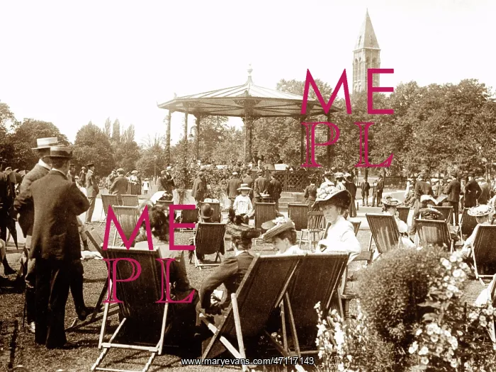  : Leamington Spa Pump Gardens early 1900s