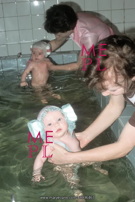 : Learning to swim, 1979 : Learning to swim, 1979