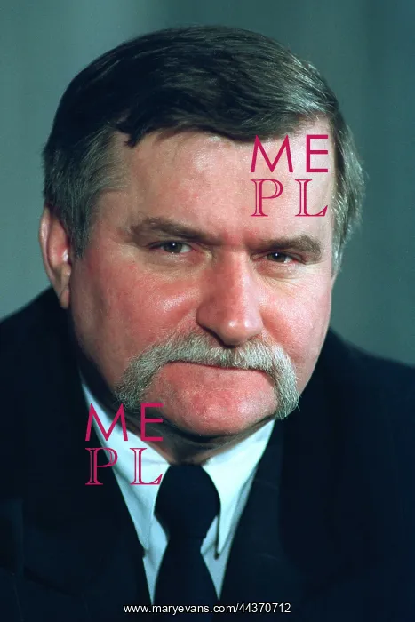 : Lech Walesa