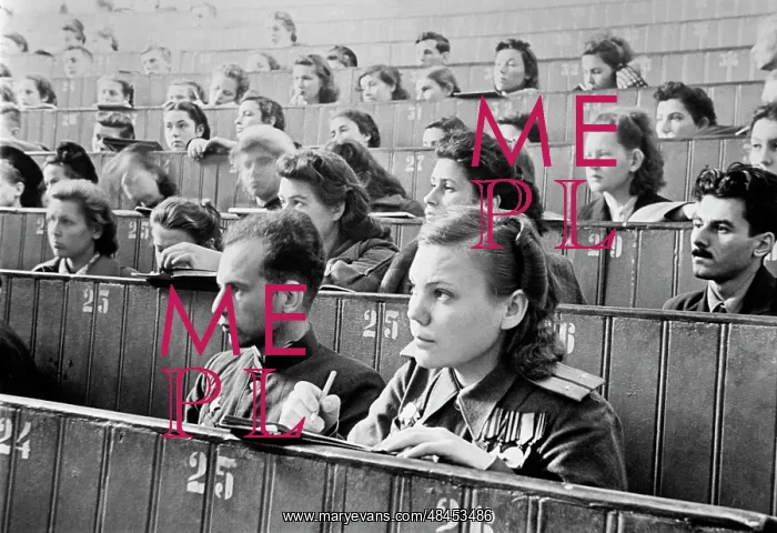: Lecture in Moscow State University : Lecture in Moscow State University
