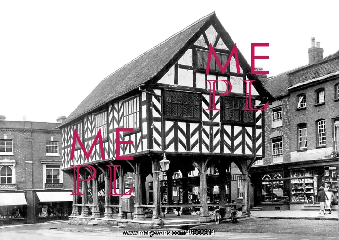  : Ledbury, the Market Hall c1940