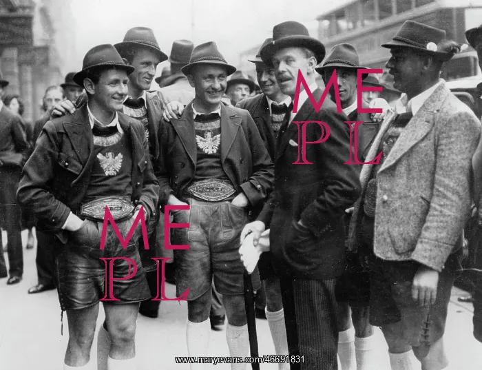 : Lederhosen : Lederhosen