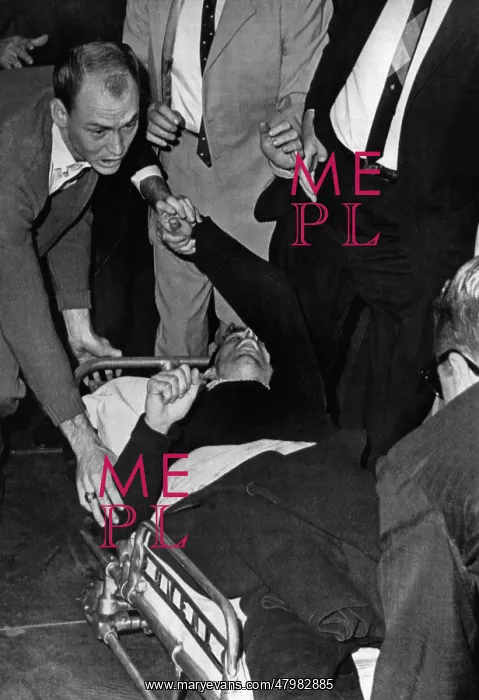 : Lee Harvey Oswald : Lee Harvey Oswald