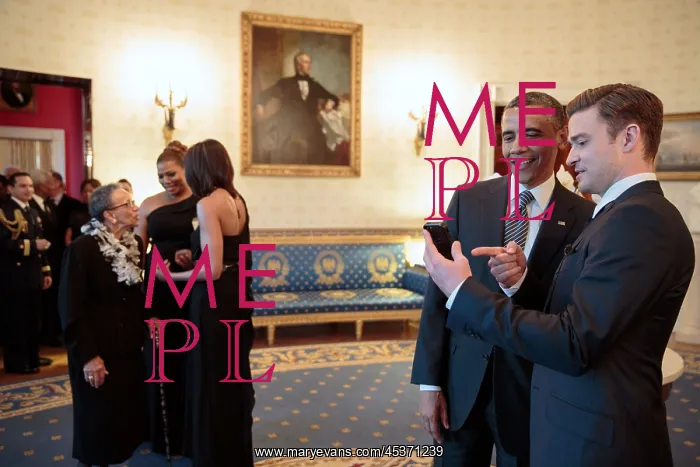 : At left, First Lady Michelle Obama talks with Queen : At left, First Lady Michelle Obama talks with Queen