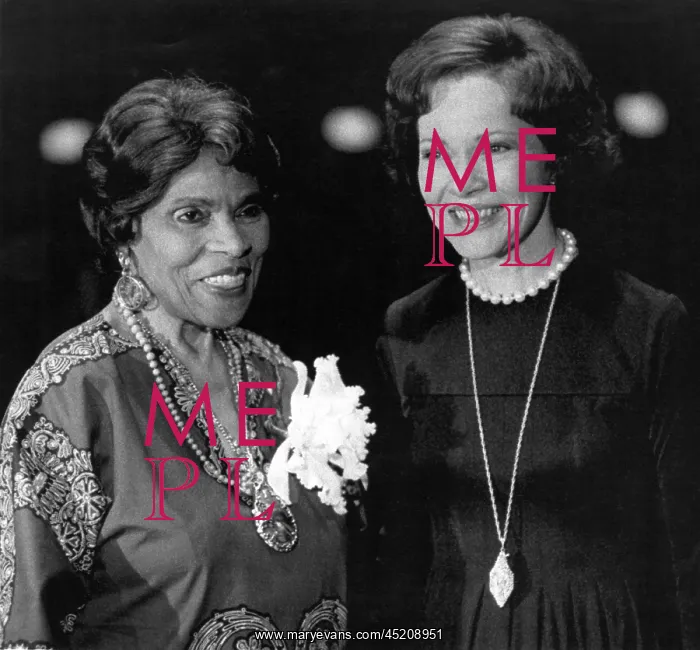 : From left: Marian Anderson and First Lady ? : From left: Marian Anderson and First Lady ?