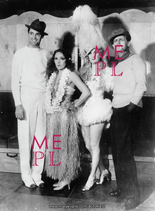 : From left to right: Cary Grant as : From left to right: Cary Grant as