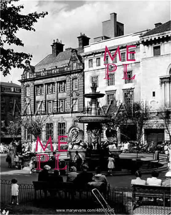 : LEICESTER TOWN HALL : LEICESTER TOWN HALL